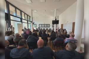 Crisi dell’azienda tessile Imprima, la Provincia di Como incontra i lavoratori