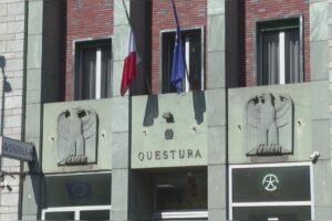 Viabilità sulla Regina, tavolo in questura: potenziati i controlli delle forze dell’ordine in moto