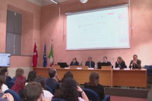 Regolare l’intelligenza artificiale, l’evento all’Insubria. Le parole di Butti e Fermi agli studenti