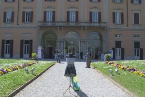 Da Rotterdam a Como: tessiamo il futuro, la mostra degli studenti dell’istituto Da Vinci Ripamonti