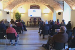 “Media e geopolitica: il rischio manipolazione”: l’incontro di Limes Club con Marcello Foa