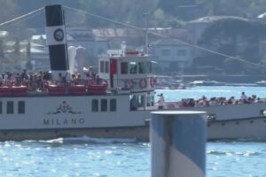La guerra in Iran devia i turisti sul Lario. Navigazione: “+15% di passeggeri. Prevediamo questo trend tutto l’anno”