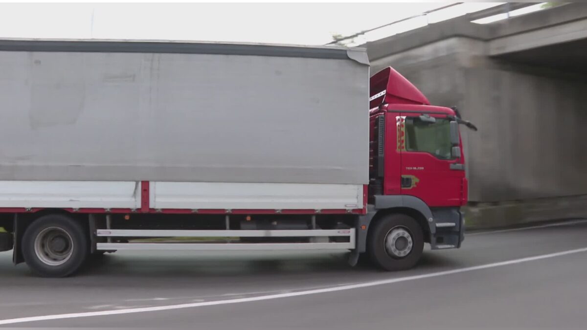 Caro carburanti, il pieno per un camion cresce del 30%. Colato: “Incontro a Palazzo Chigi, pronti allo sciopero”