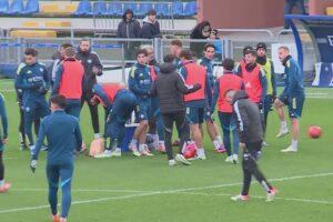 Volata per la Champions, il Como riparte da Genova