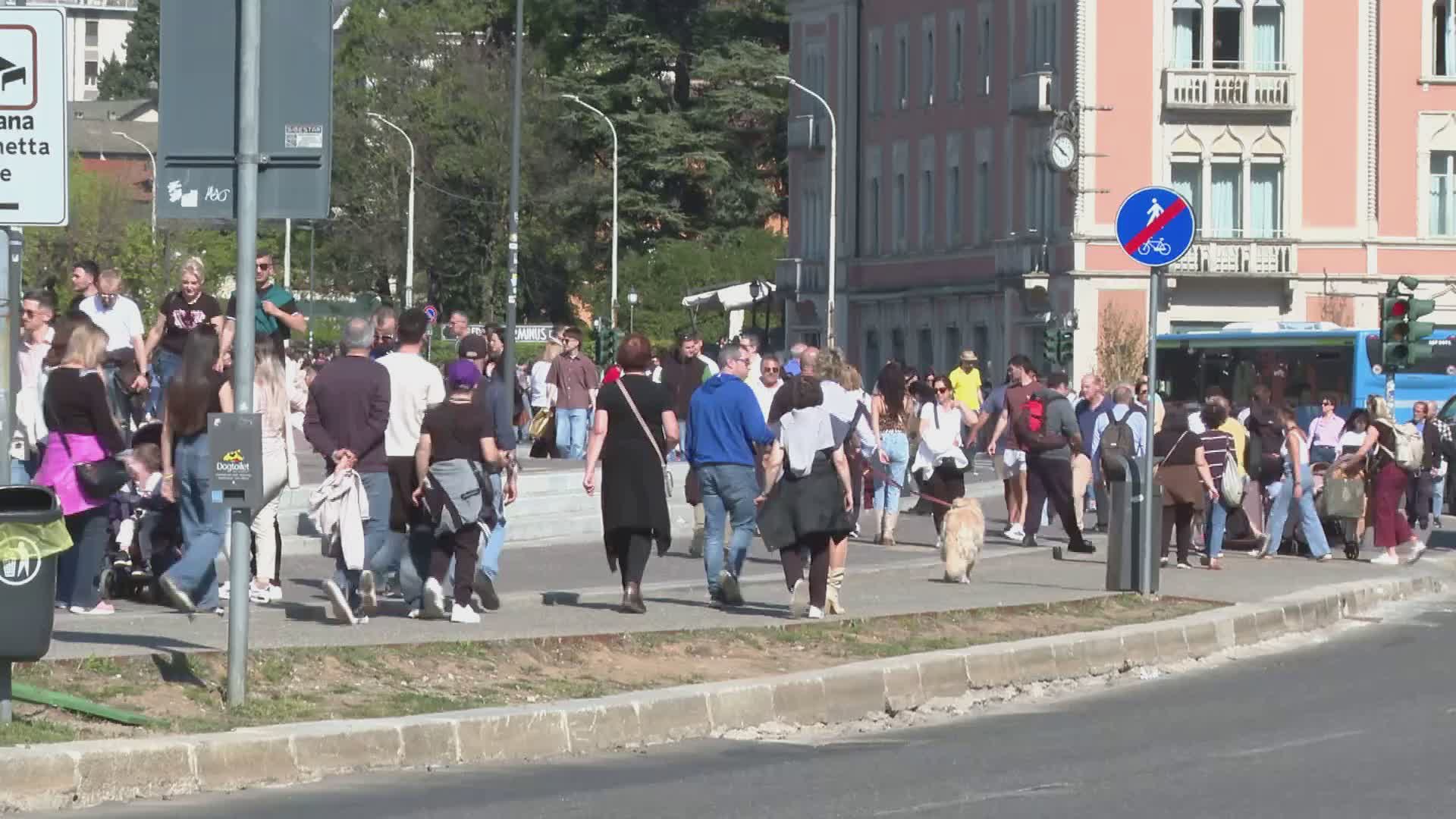 Al ponte non si rinuncia. Anas: “Traffico in aumento”. Rasella: “Numeri positivi, ma tante cancellazioni extra Ue”