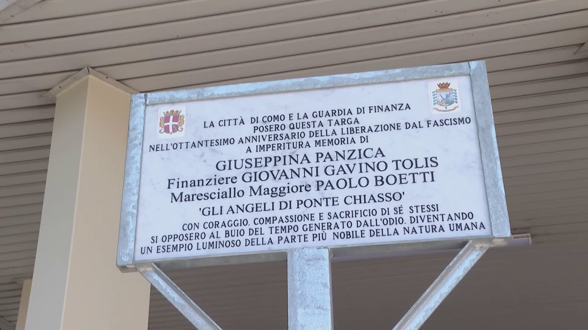 Una targa celebra gli Angeli di Ponte Chiasso, che salvarono centinaia di vite