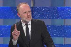 Giardini a Lago, si attende la Soprintendenza. Rapinese: “Chiedo a Gaddi”. Il consigliere di FI: “Volgari insinuazioni”