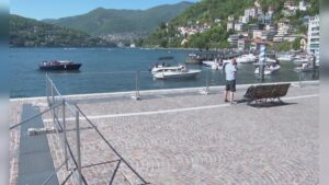 Lungolago, sostituite le reti danneggiate. Nessuna certezza sui tempi per la posa dei parapetti