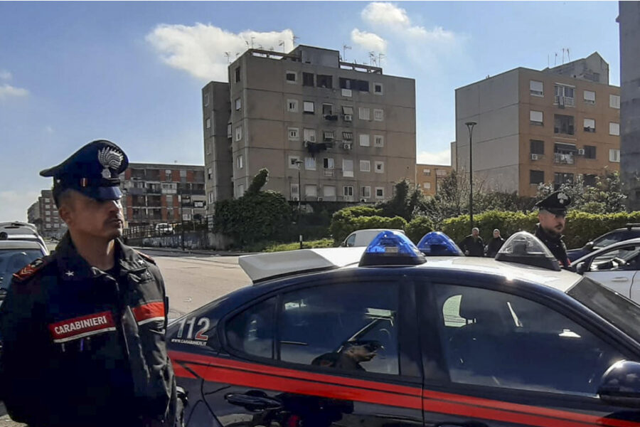 Carabinieri e Procura sulle tracce di un' auto scura