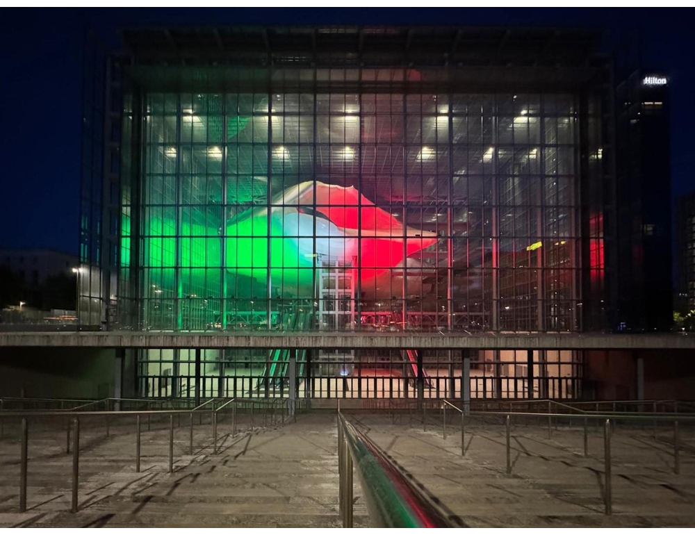 25 aprile: la Nuvola all’Eur tricolore per la Festa della Liberazione