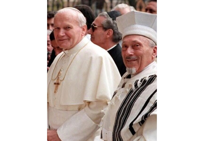 Ad accoglierlo Toaff