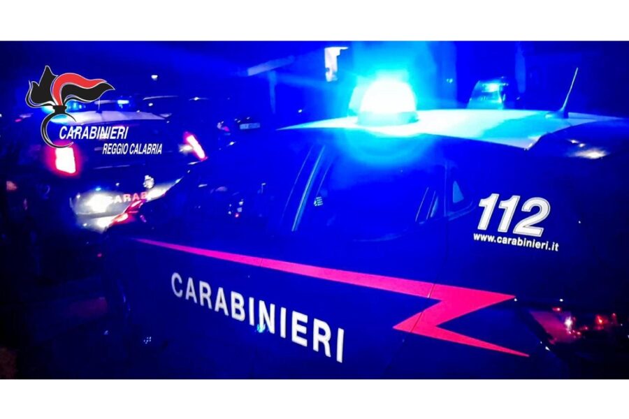 Intervento nella notte a Reggio Calabria dopo una richiesta di aiuto al Numero d'emergenza