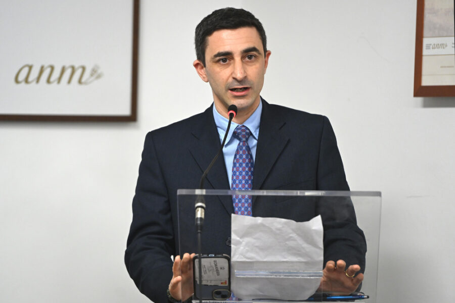 'Entra in vigore dal 24 agosto. Il legislatore lo impedisca e avvii una riflessione'