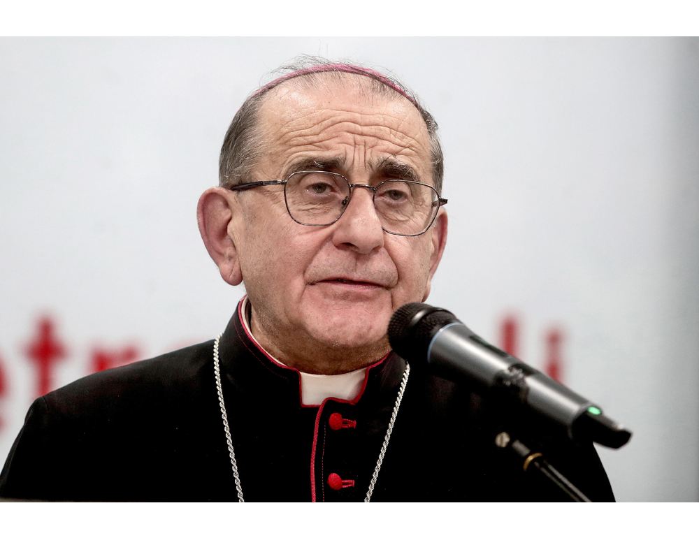 Arcivescovo Milano, dispiace americani debbano vergognarsi di Trump