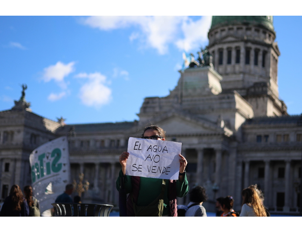 Argentina, approvata la controversa riforma della legge sui ghiacciai