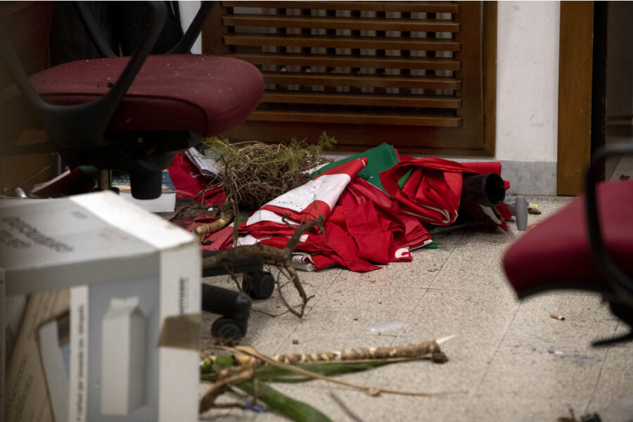 Pene comprese tra i 6 anni e i 5 anni e quattro mesi