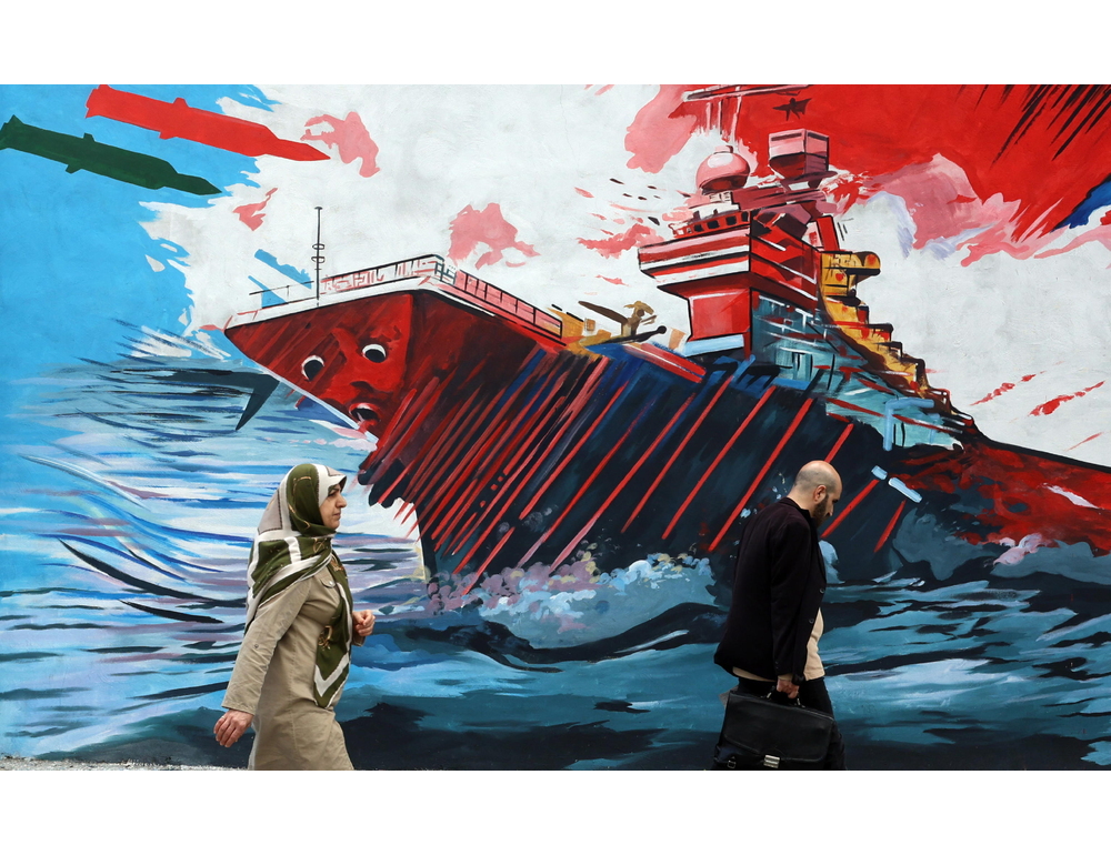 Axios, Iran ha disseminato altre mine nello Stretto di Hormuz in settimana