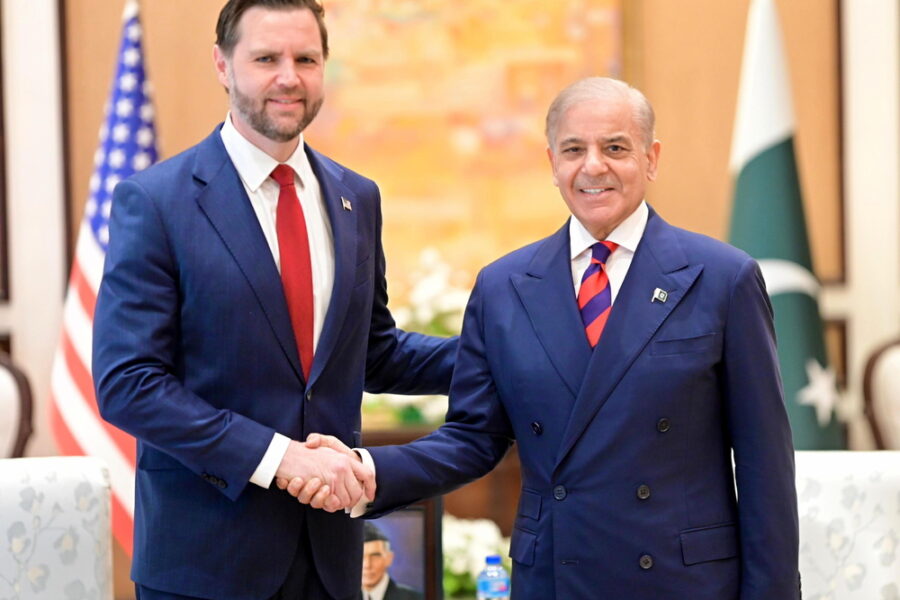 Dopo via libera della Guida suprema a delegazione iraniana. 'Possibile proroga tregua'