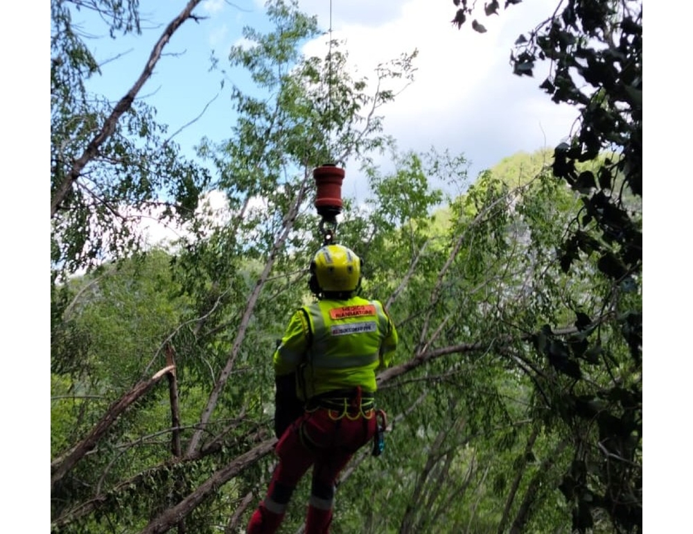 Cade con il parapendio, muore 60enne in Friuli