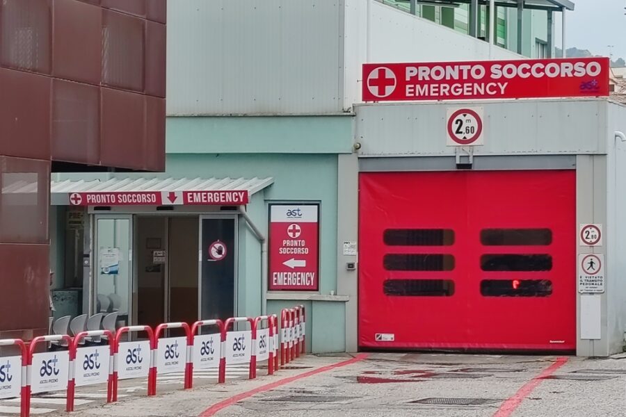 L'incidente domestico a San Benedetto dove il piccolo vive con i genitori