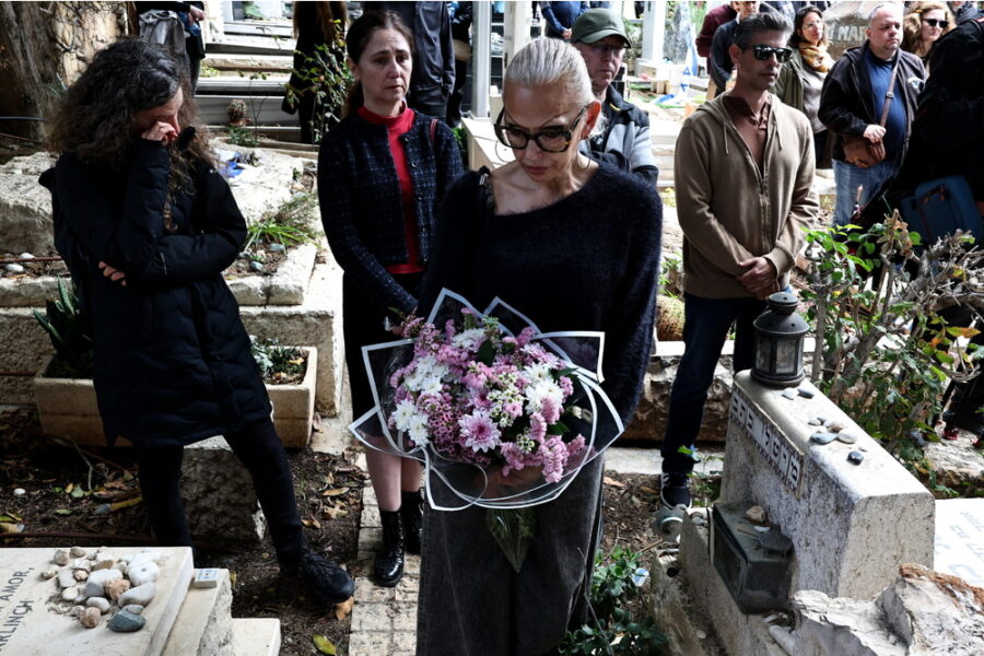 I loro corpi sono stati recuperati dalle macerie del palazzo colpito nell'attacco