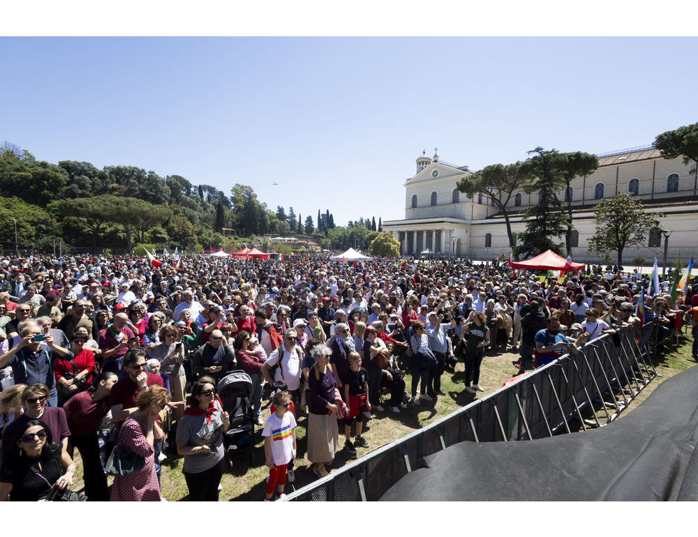 Colpi di pistola a Roma contro due iscritti all’Anpi, feriti