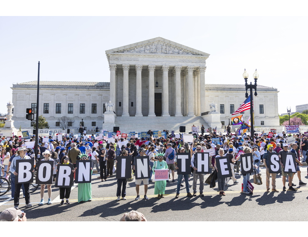 ‘Corte Suprema Usa scettica su ordine esecutivo di Trump per abolire ius soli’