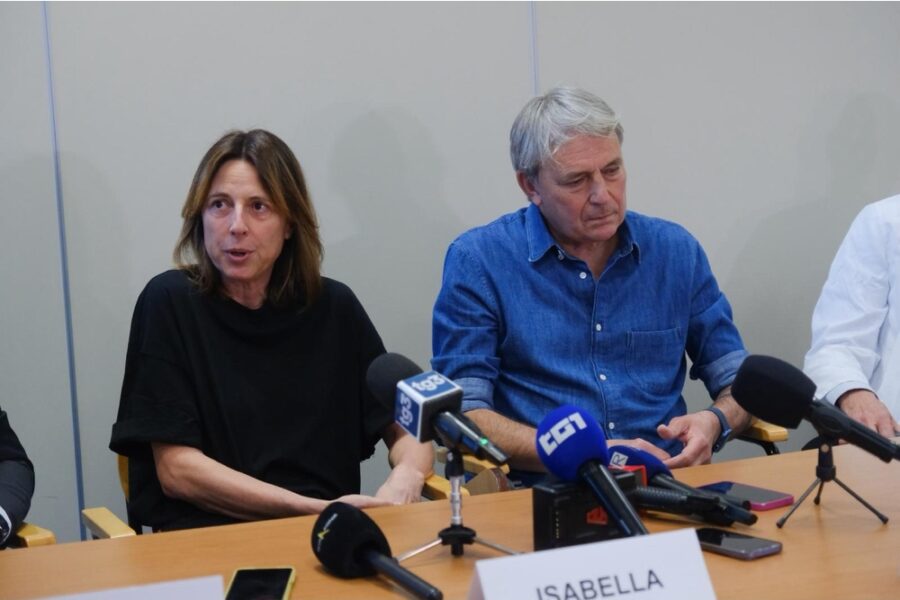 L'annuncio dei sanitari e dei genitori. Era ricoverata al Cto di Torino