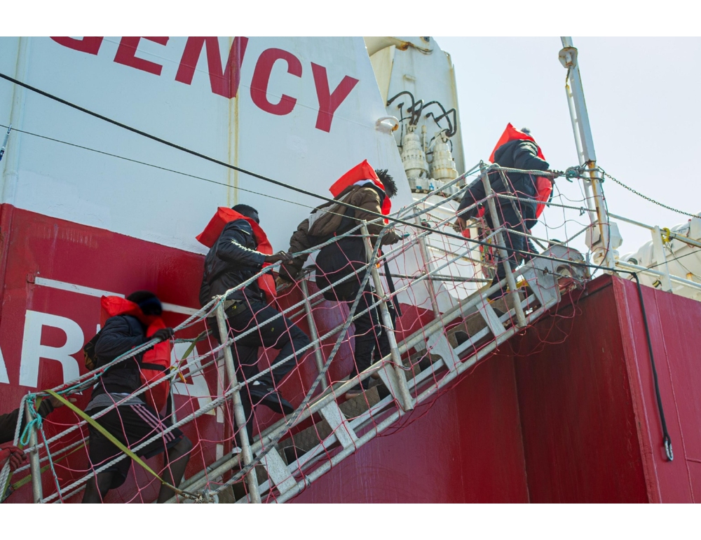 Domenica a La Spezia 71 migranti soccorsi dalla nave di Emergency