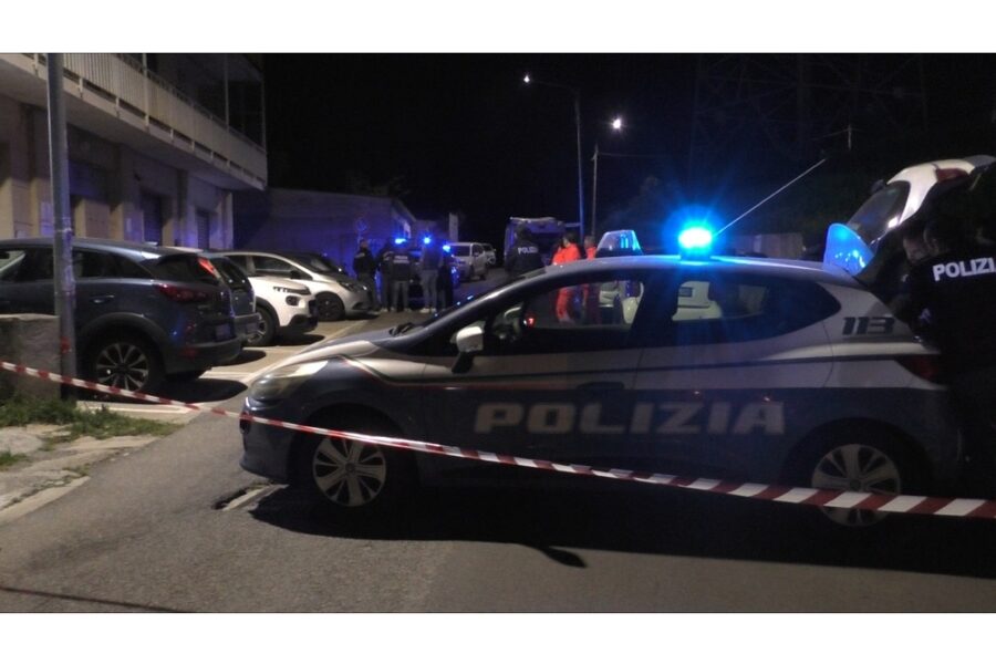 Tragedia a Catanzaro. Vittime avevano 4 anni e 4 mesi. Grave sorellina di 5 anni e mezzo