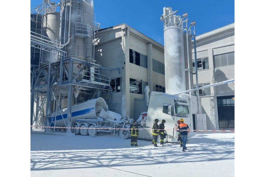 Incidente sul lavoro oggi pomeriggio nel Reggiano in un'azienda di Poviglio