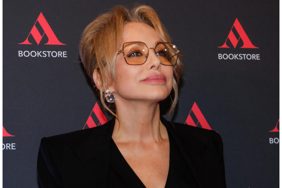 Lungo colloquio oggi negli uffici Mediaset di Cologno Monzese