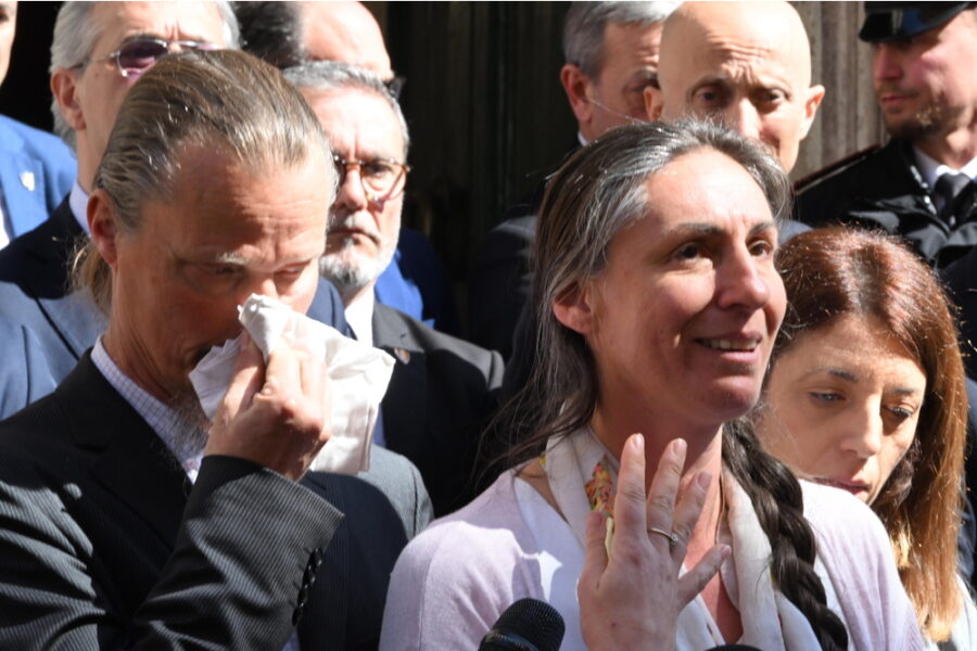 Il Tribunale rivede l'ordinanza del 6 marzo