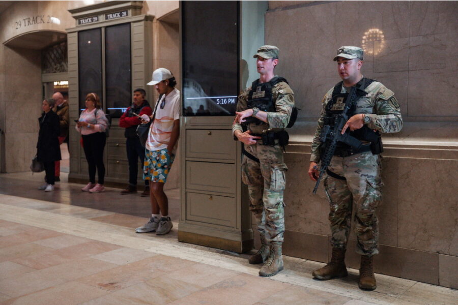 L'aggressore è stato ucciso dalla polizia