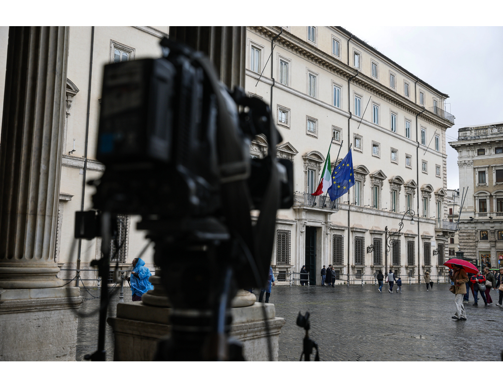 Fonti Chigi, governo al lavoro per prorogare il taglio delle accise