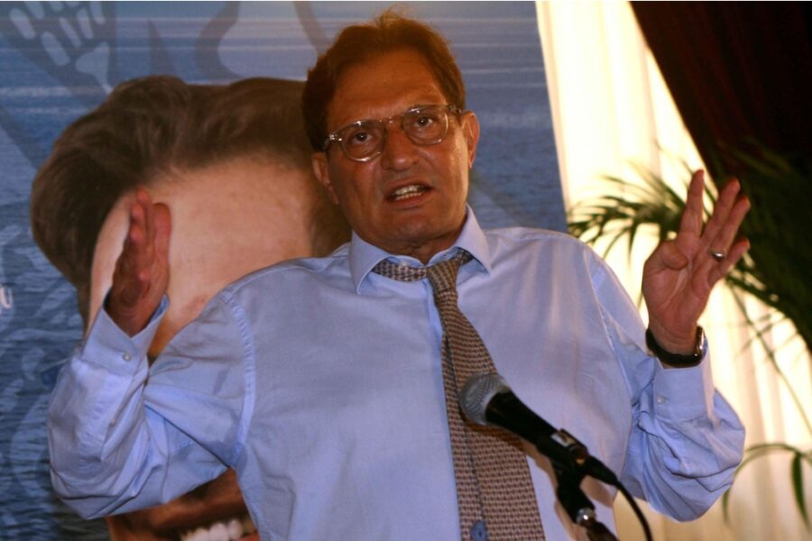 Ex presidente Regione indagato