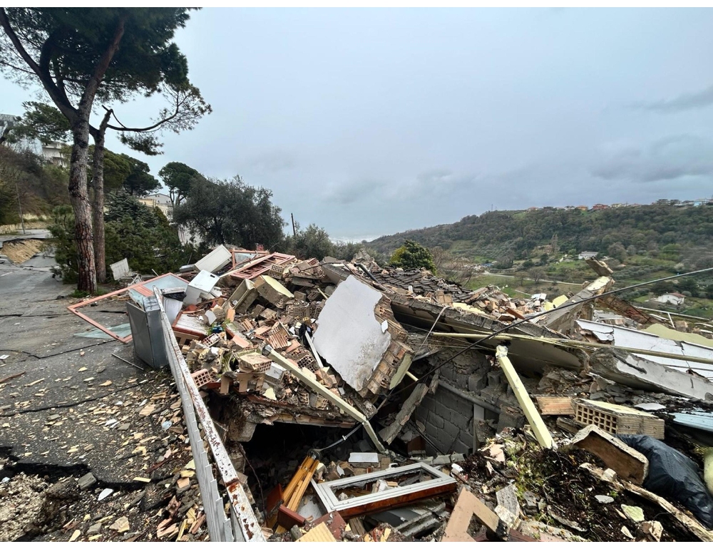 Frana di Silvi, avviato l’iter per chiedere lo stato di emergenza