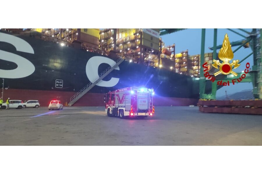 Concordata con i chimici del porto inertizzazione container prima di sbarco