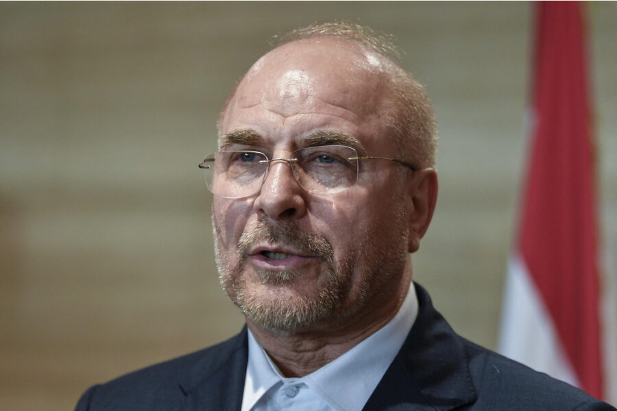 Presidente parlamento Iran contro il blocco dei porti