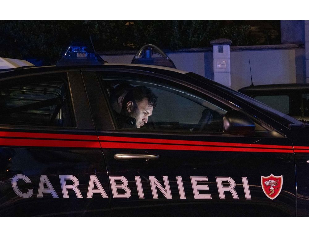 Giovane ucciso con coltellata al collo a Ravenna