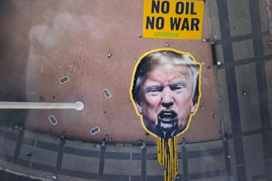 Azione dell'organizzazione a Madrid: 'Governo abbandoni combustibili fossili'