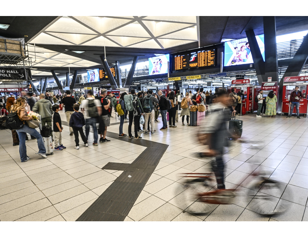 Guasto sulla linea A/V Napoli-Roma, ritardi fino a 180 minuti