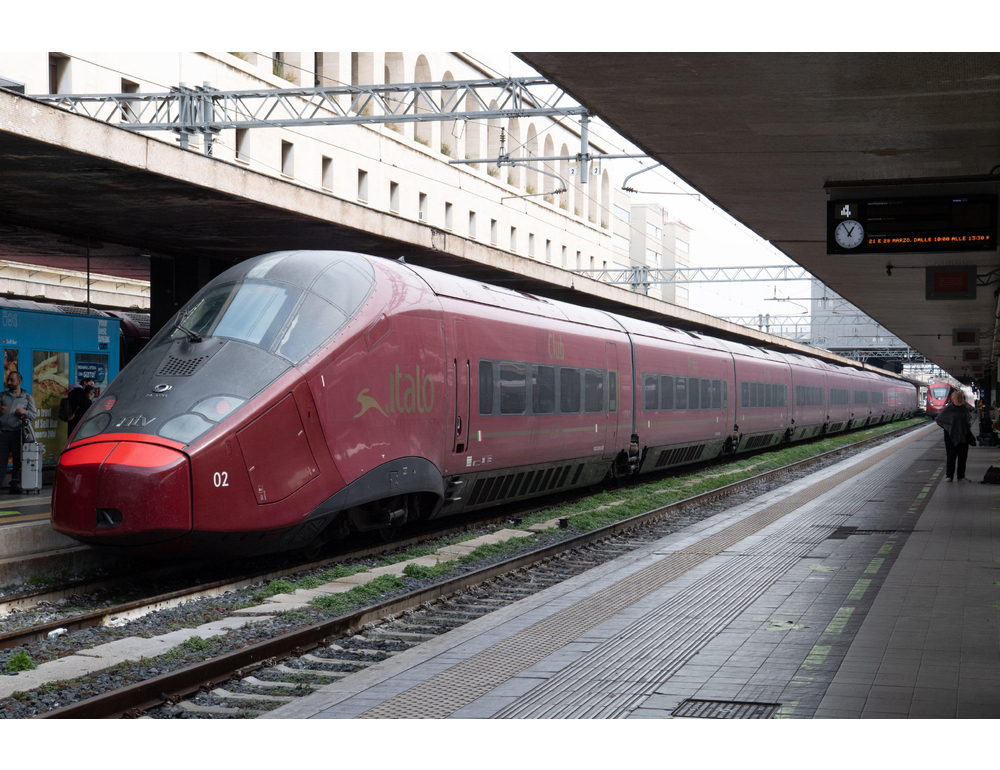 Guasto sulla linea Roma-Firenze, treni in ritardo fino a 70 minuti