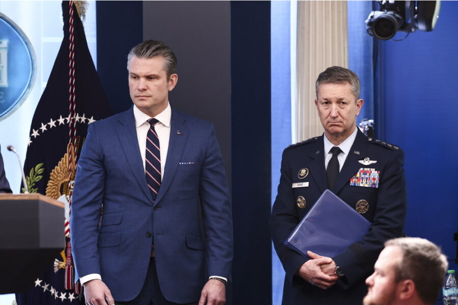 Ringrazia i soldati 'guerrieri' per il salvataggio del pilota disperso