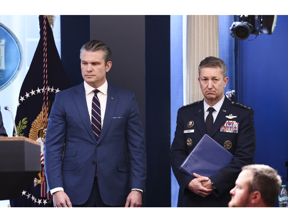 Hegseth, ‘oggi il maggior volume di attacchi, domani ancora di più’