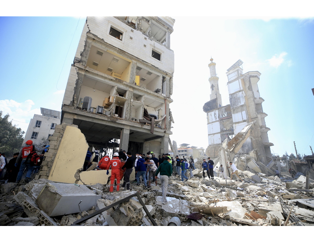 Hezbollah, ‘razzi su un kibbutz in risposta alla violazione di Israele della tregua’