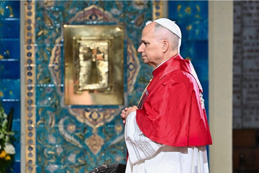 Da Annaba torna a tuonare contro "le ingiustizie e le menzogne"