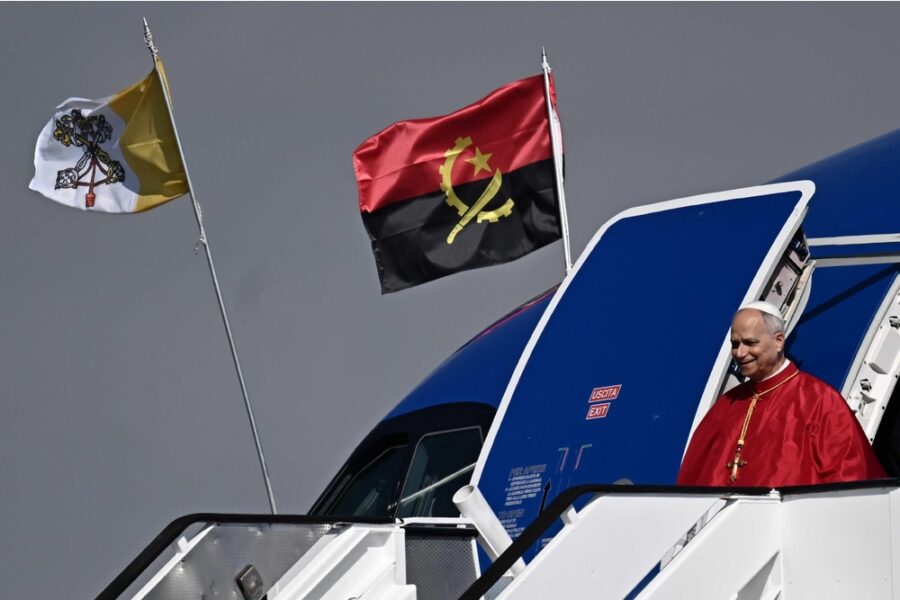 "Non spegnete le visioni dei giovani e i sogni degli anziani"