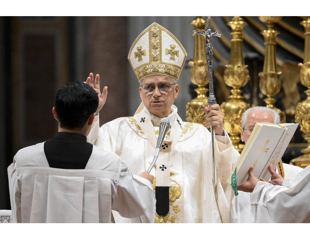 Il Papa ai sacerdoti, ‘non chiudete mai la porta’