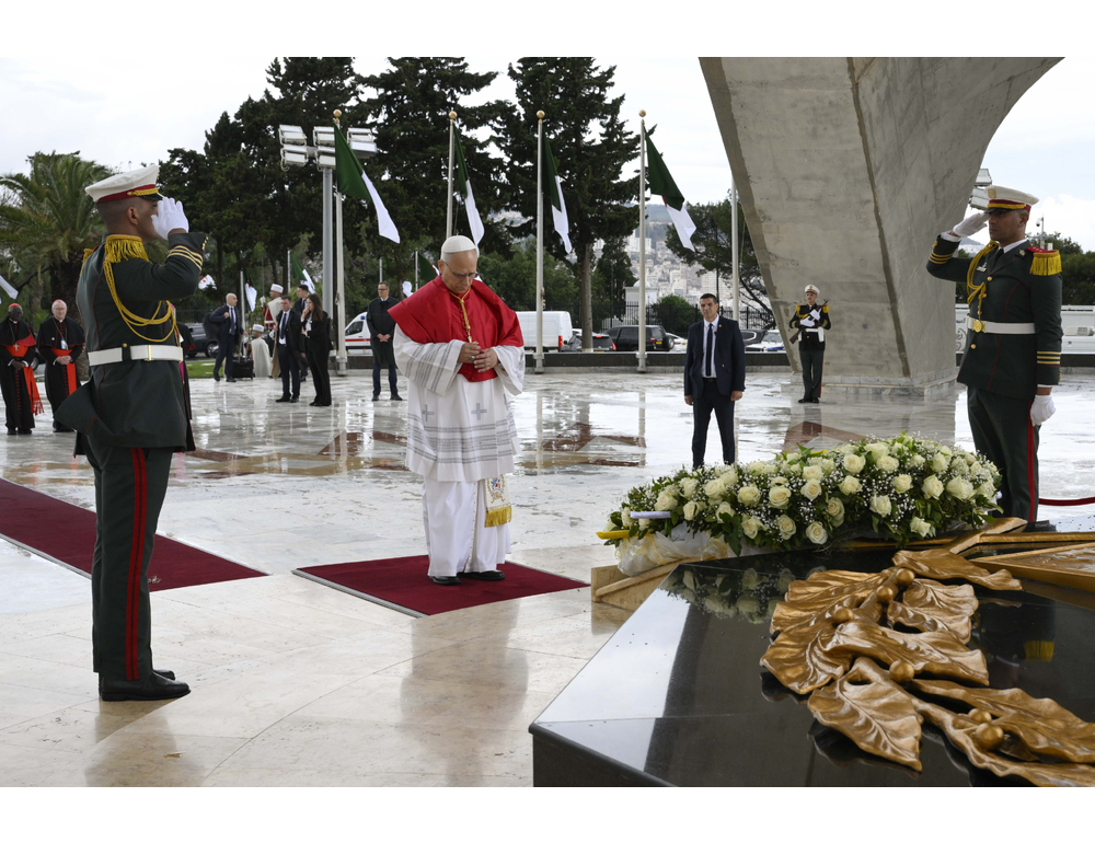 Il Papa, ‘tentazioni neocoloniali, serve nuovo corso della storia’